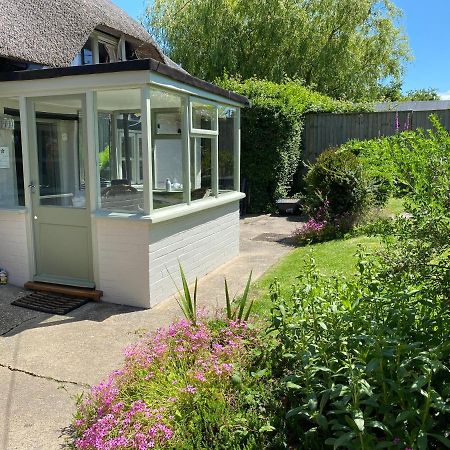 Thatch Cottage, East Boldre Nr Beaulieu And Lymington بروكينهورْسْتْ المظهر الخارجي الصورة