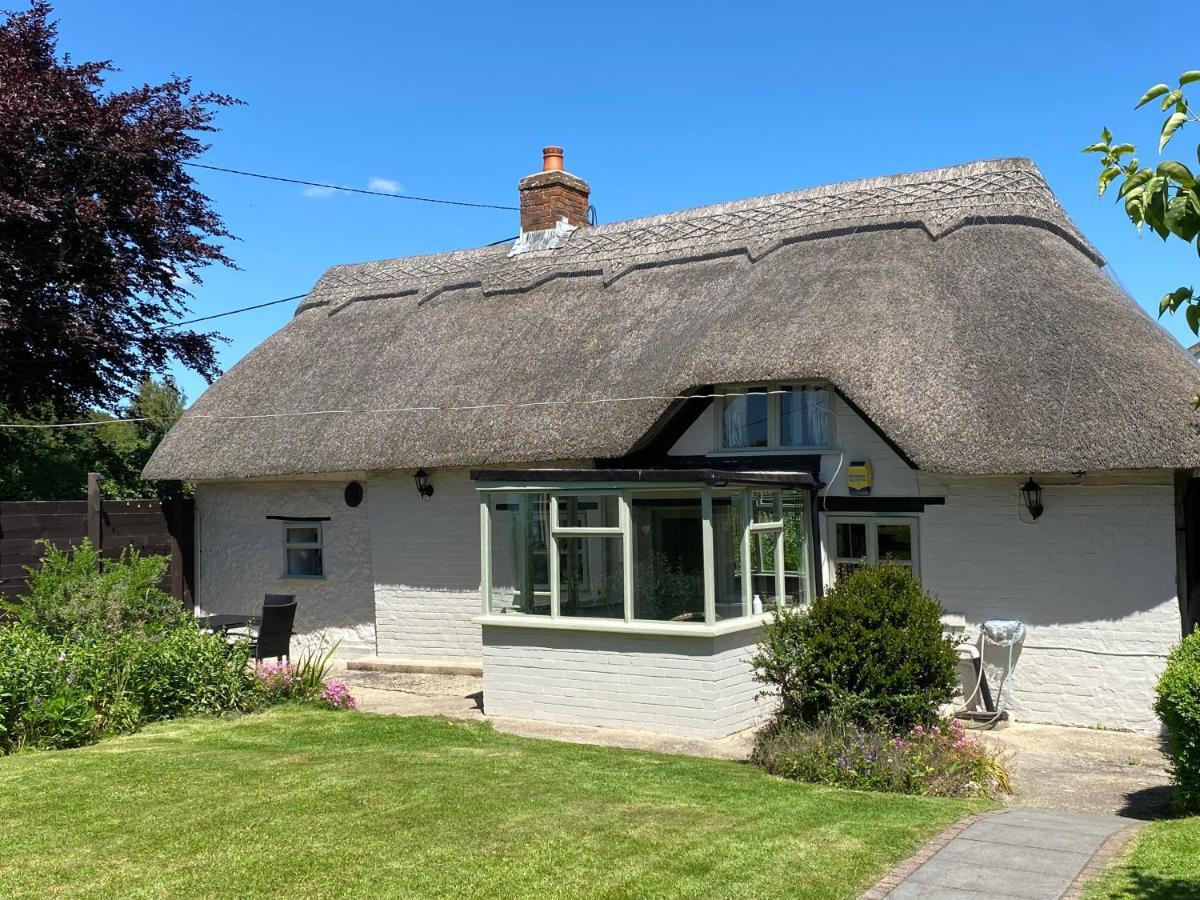 Thatch Cottage, East Boldre Nr Beaulieu And Lymington بروكينهورْسْتْ المظهر الخارجي الصورة