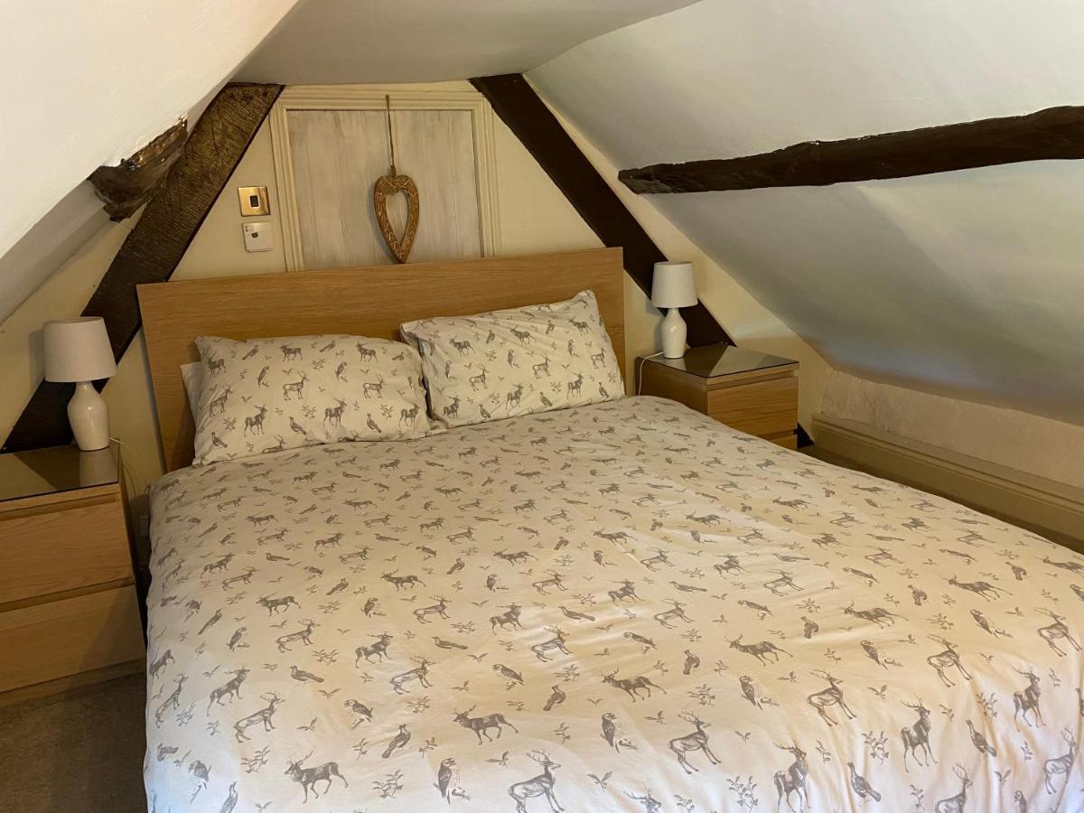 Thatch Cottage, East Boldre Nr Beaulieu And Lymington بروكينهورْسْتْ المظهر الخارجي الصورة