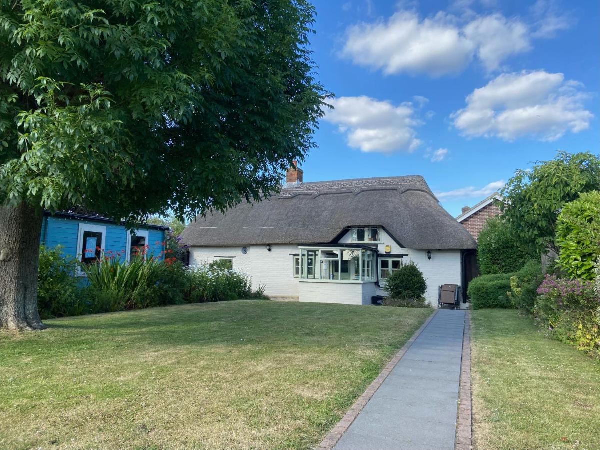 Thatch Cottage, East Boldre Nr Beaulieu And Lymington بروكينهورْسْتْ المظهر الخارجي الصورة